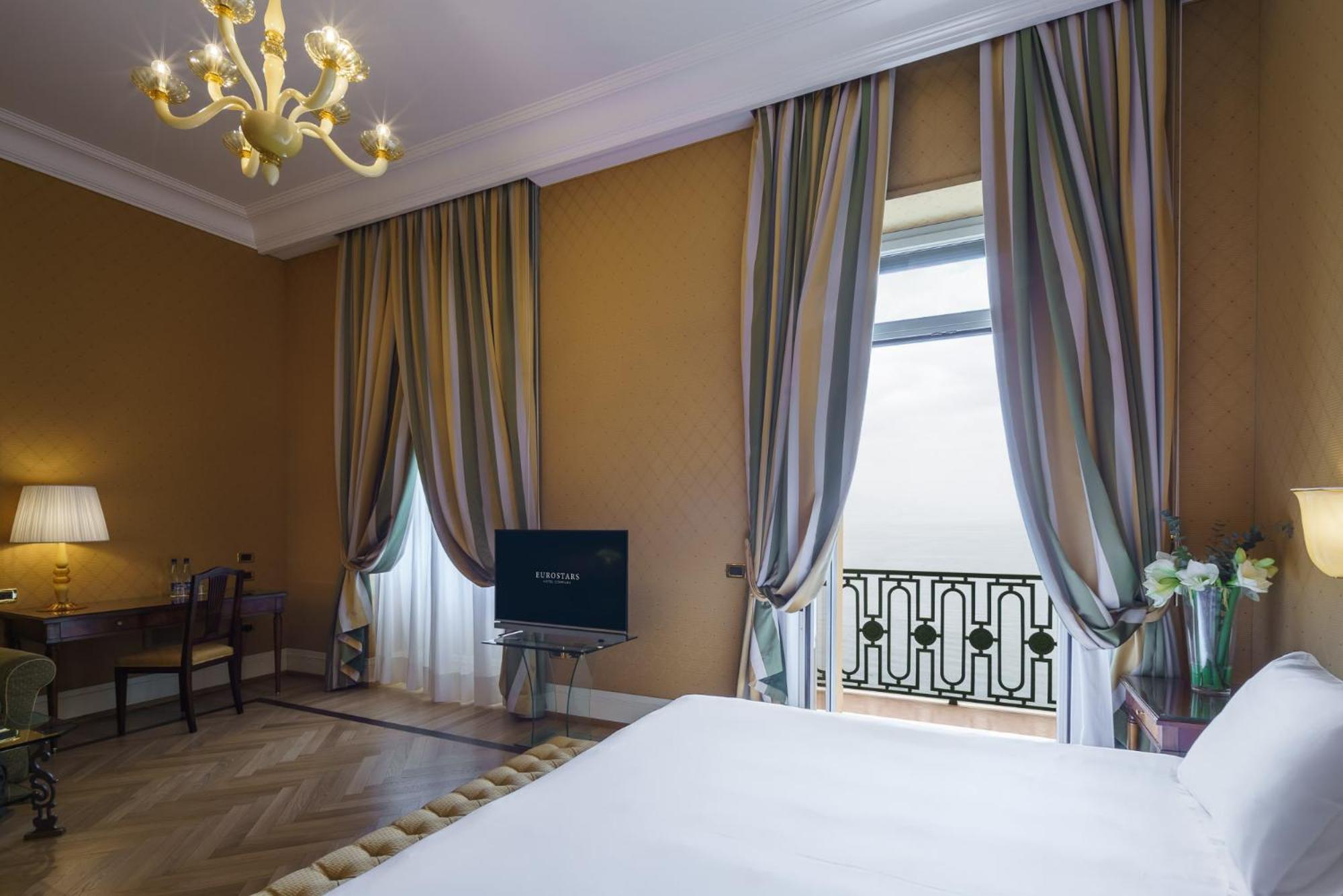 Deluxe Double Room with Sea View,1666640323:JPEG