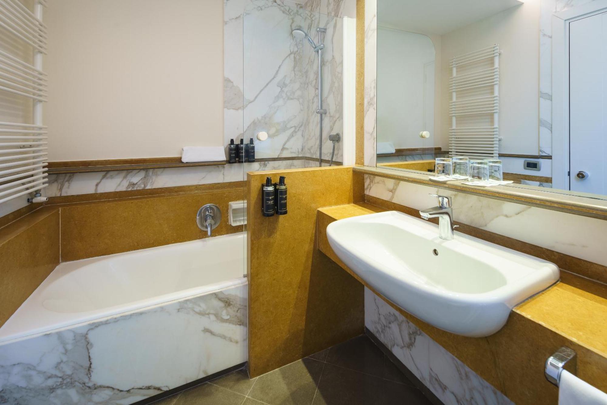 Two Connecting Double Rooms