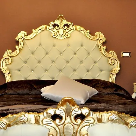 Hotel Des Artistes-2