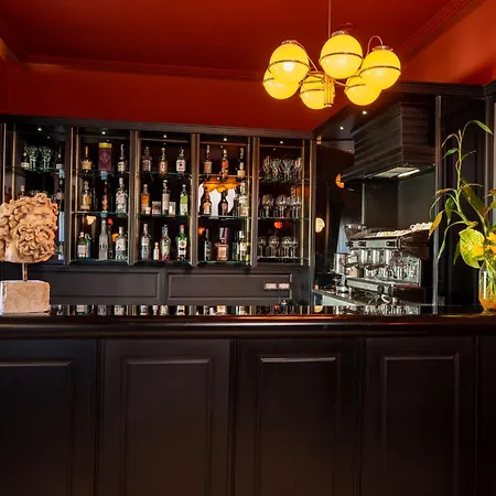 Boutique Hotel Metro 900-2