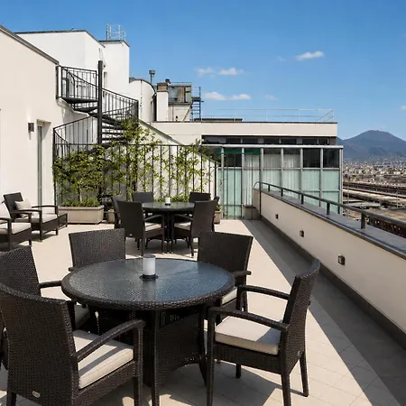 Stelle Hotel The Businest-2